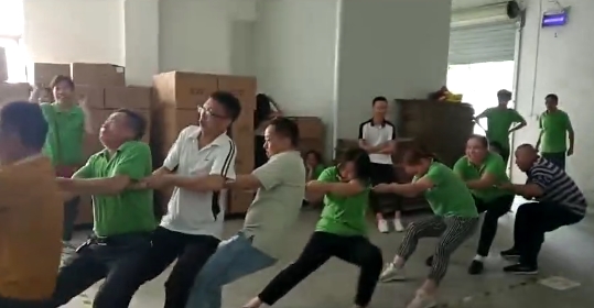 這家公司的員工真會(huì)玩！